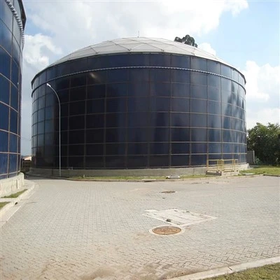 Sklenená tavená skrutkovaná oceľová nádrž